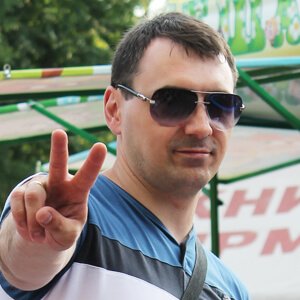 Денис Гончаров, Дизайнер Денис Гончаров, Дизайнер